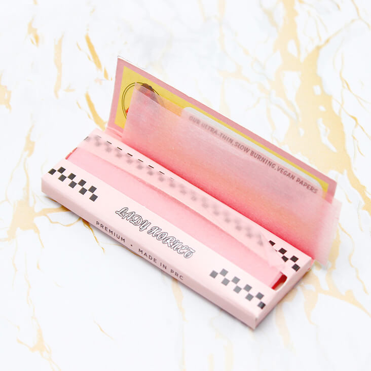 Flavor Pink Rolling Papers with Filter Tips